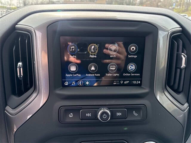 2025 GMC Sierra 2500HD Pro