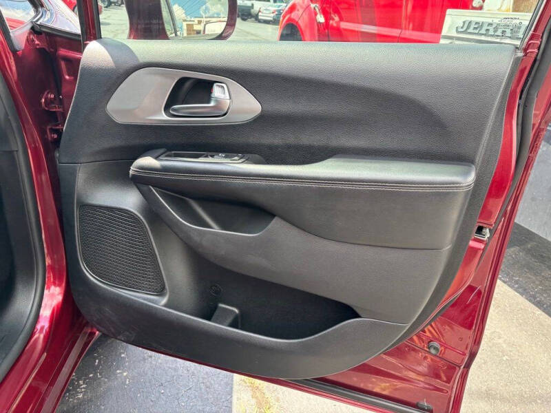 2019 Chrysler Pacifica Touring Plus