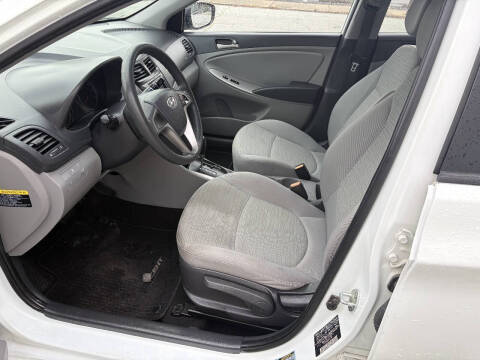 2015 Hyundai Accent GS