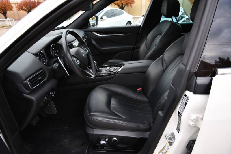 2023 Maserati Levante Modena