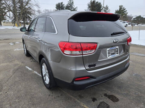 2017 Kia Sorento LX