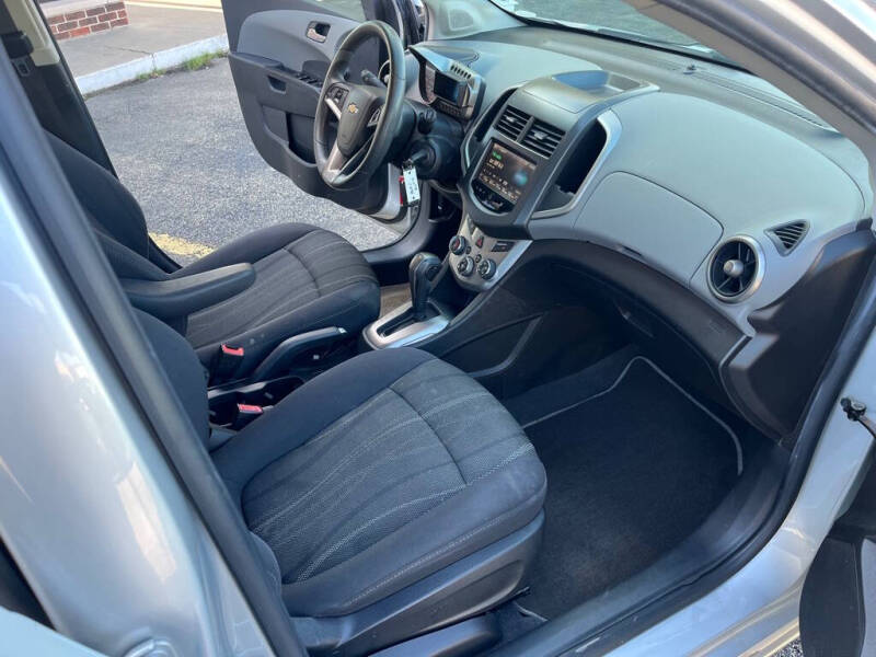 2013 Chevrolet Sonic LT Auto