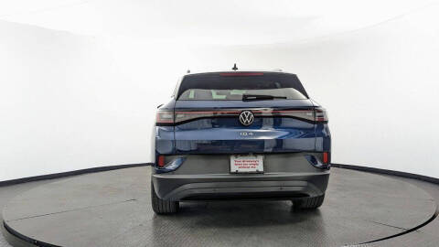 2023 Volkswagen ID.4 Pro