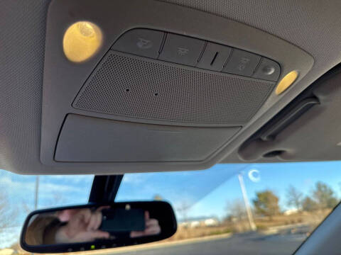 2017 Nissan Pathfinder SV