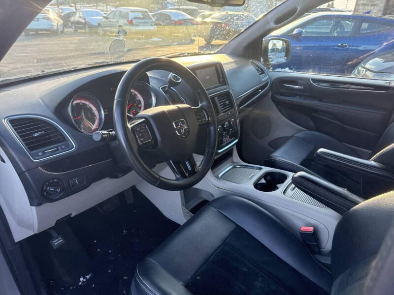 2017 Dodge Grand Caravan SXT