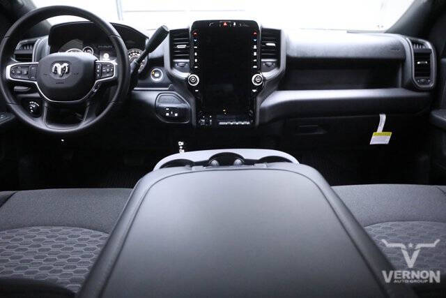 2026 RAM 2500 Black Express