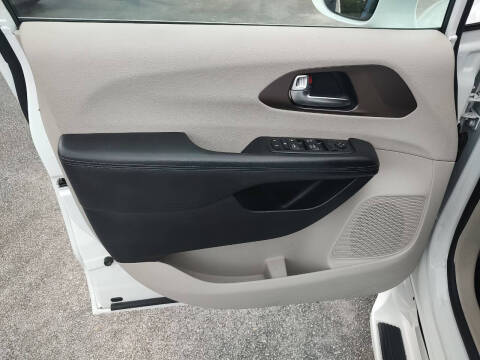 2019 Chrysler Pacifica Touring L