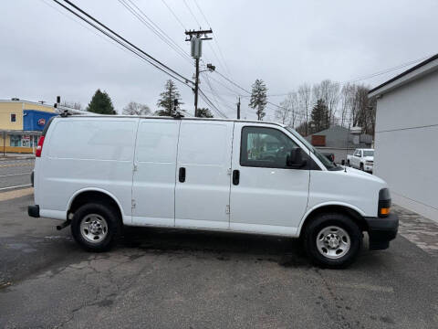 2020 Chevrolet Express 2500