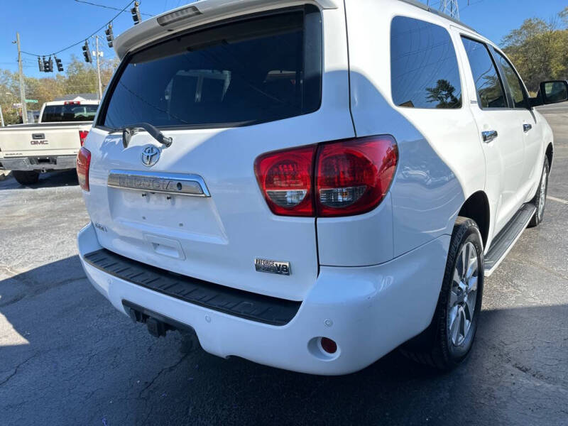 2010 Toyota Sequoia Limited