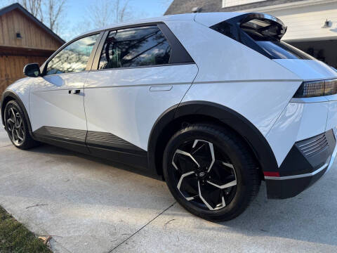 2024 Hyundai Ioniq 5 SE