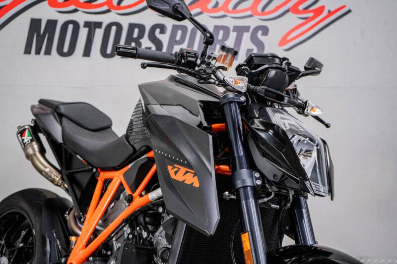 2015 KTM 1290 Super Duke R