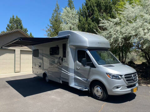 2022 Tiffin Wayfarer
