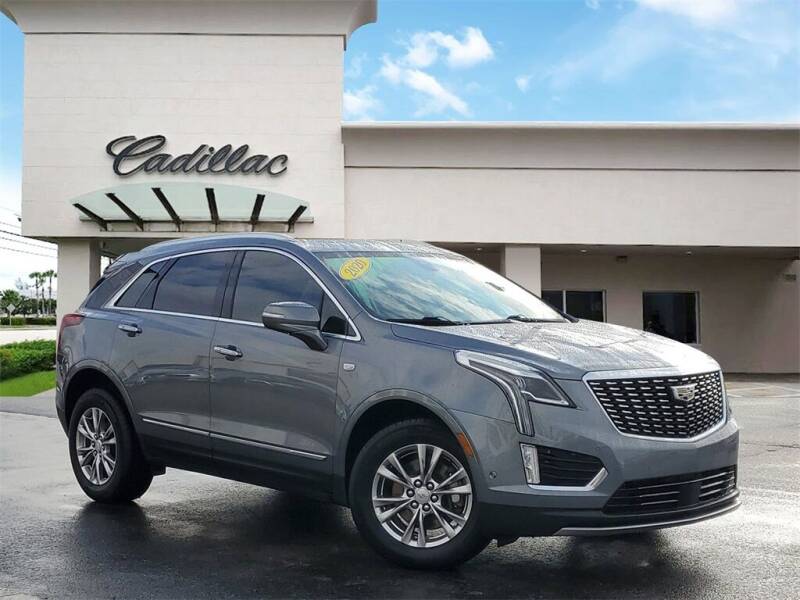 2020 Cadillac XT5 for sale at Betten Baker Preowned Center in Twin Lake MI