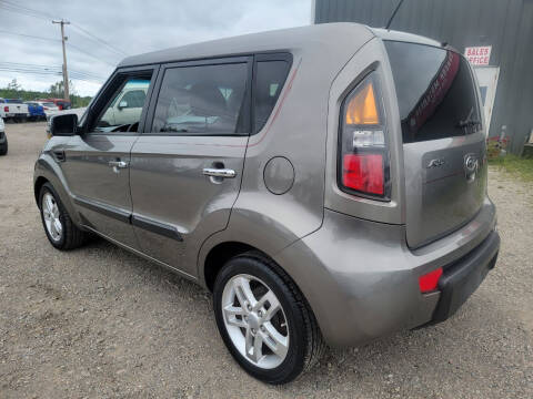 2011 Kia Soul +