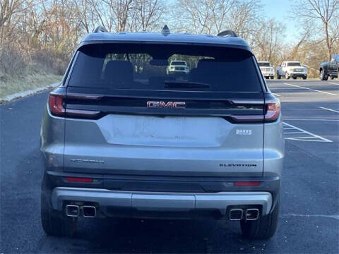 2024 GMC Acadia Elevation