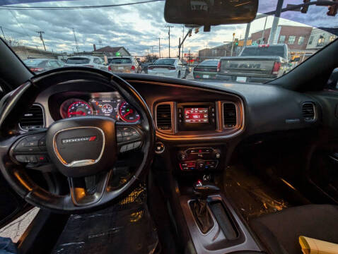 2015 Dodge Charger SE