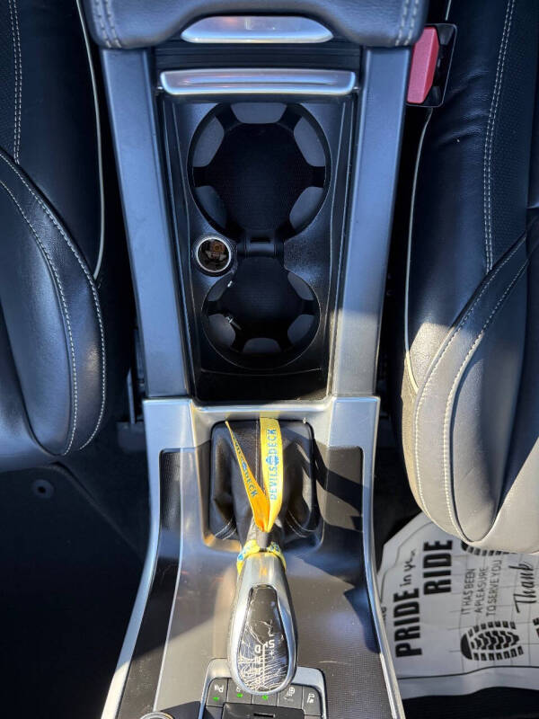 2016 Volvo XC60 T6 Drive-E R-Design Platinum