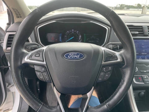 2020 Ford Fusion Hybrid SEL