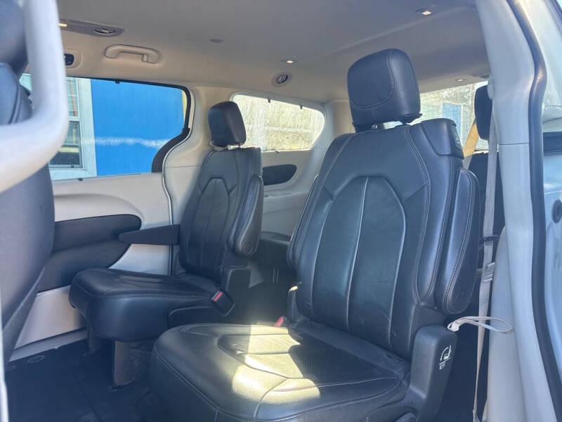 2018 Chrysler Pacifica Touring L