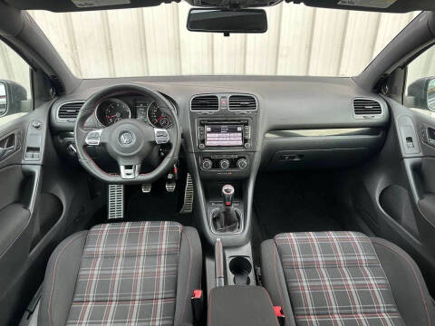 2010 Volkswagen GTI Base PZEV