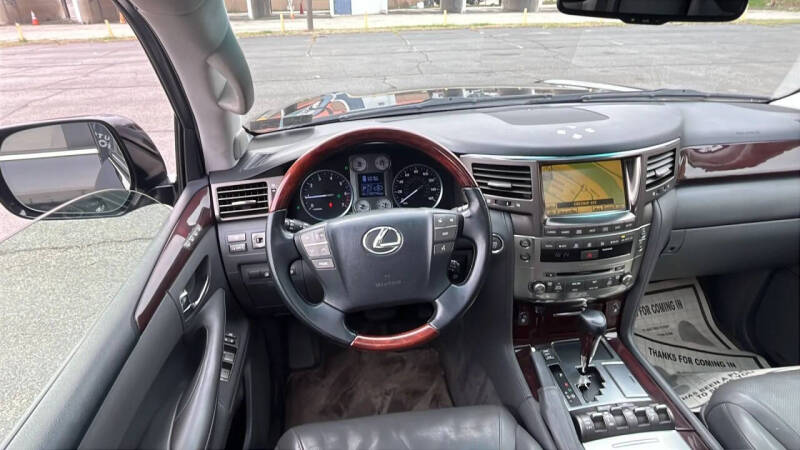 2010 Lexus LX 570