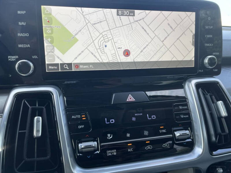 2023 Kia Sorento Plug-In Hybrid SX Prestige