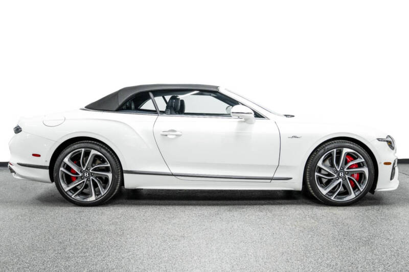 2025 Bentley Continental