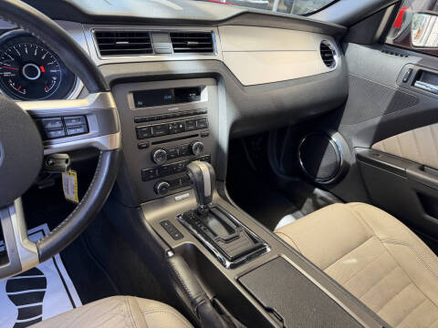 2014 Ford Mustang V6 Premium