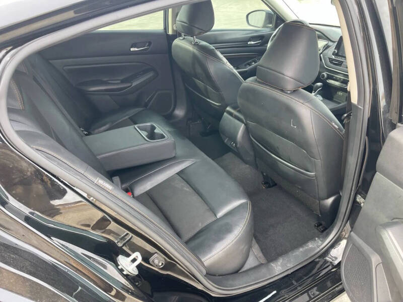 2021 Nissan Altima 2.5 SR