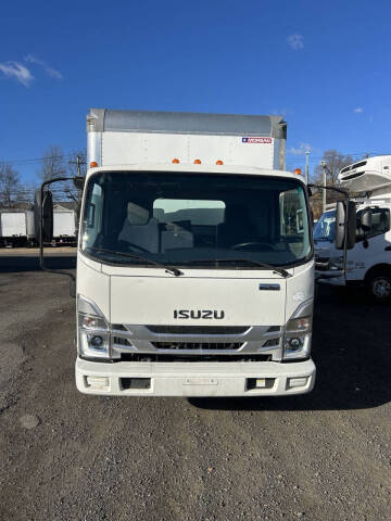 2023 Isuzu NPR-HD