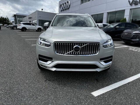 2022 Volvo XC90 T6 Inscription 7-Passenger