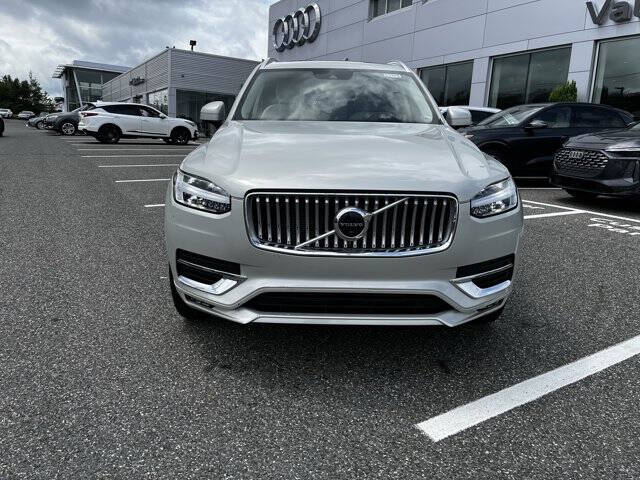 2022 Volvo XC90 T6 Inscription 7-Passenger