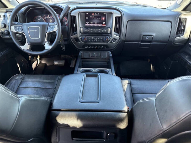 2015 GMC Sierra 2500HD Denali