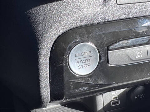 2026 Ford Escape Platinum