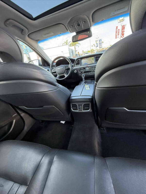 2016 Hyundai Genesis