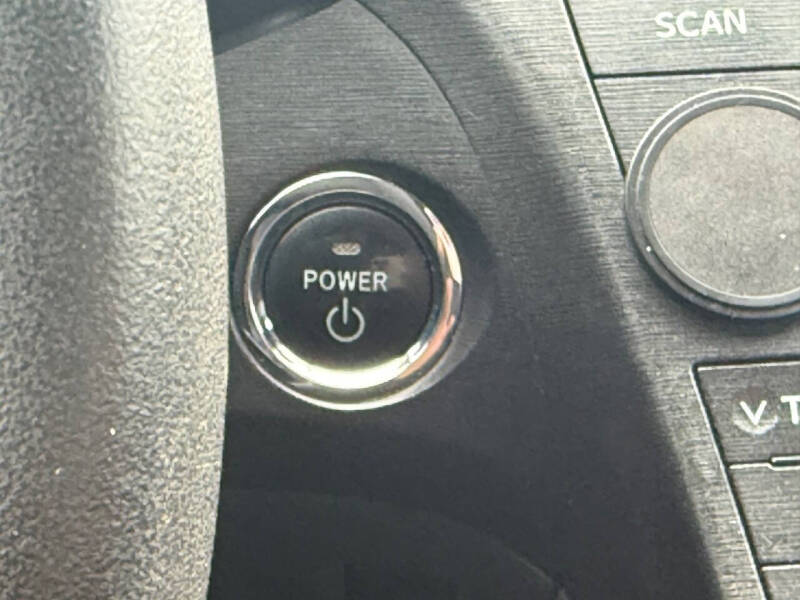 2011 Toyota Prius Three