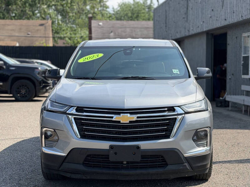 2023 Chevrolet Traverse LS