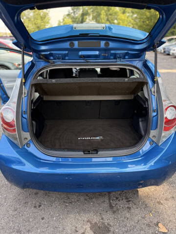 2012 Toyota Prius c Two