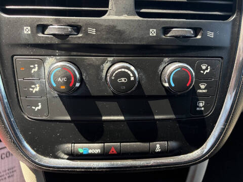 2015 Dodge Grand Caravan SE