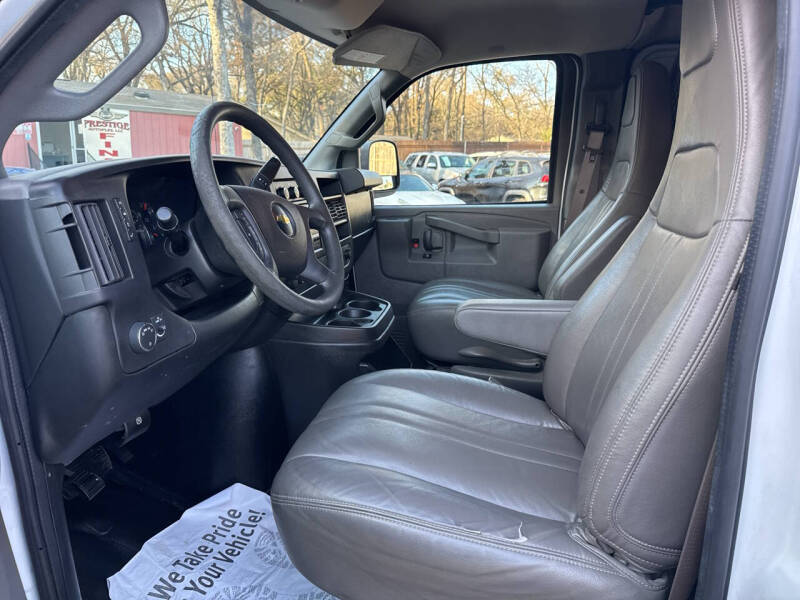 2017 Chevrolet Express 2500