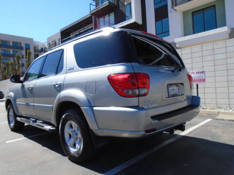 2005 Toyota Sequoia SR5
