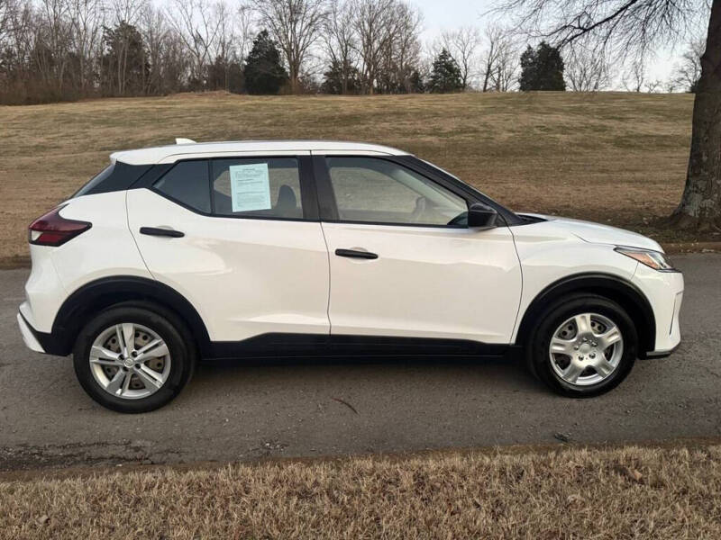2023 Nissan Kicks S