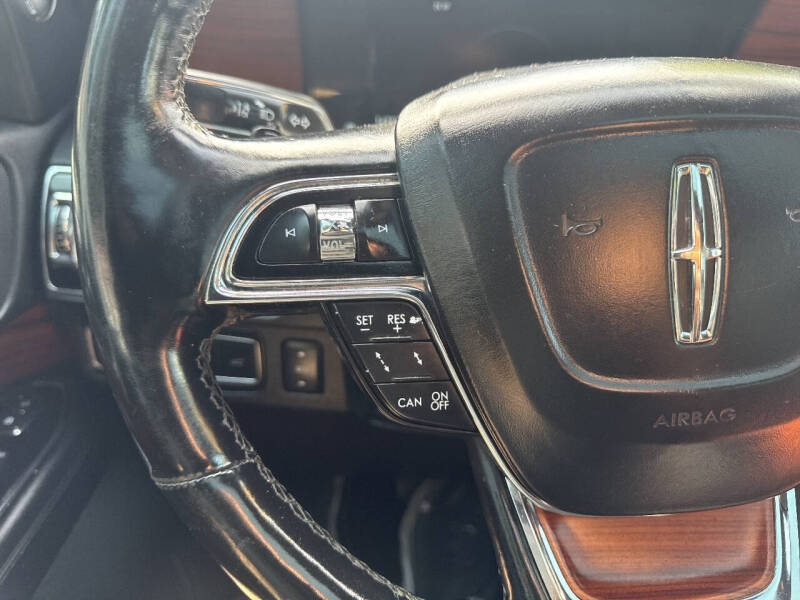 2018 Lincoln Navigator Select