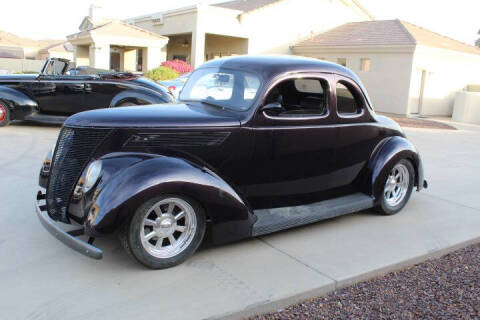 1937 Ford Deluxe