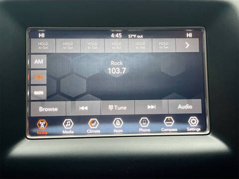 2019 Jeep Grand Cherokee Laredo E