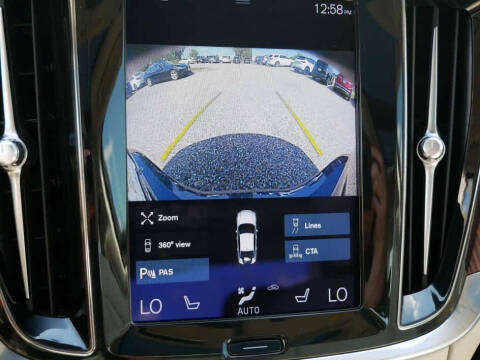 2021 Volvo S60 T5 Momentum