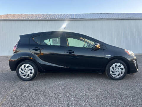 2016 Toyota Prius c Two