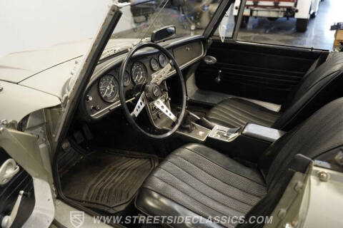 1967 Datsun 2000