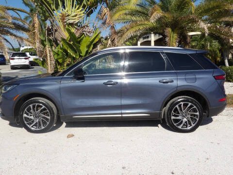 2022 Lincoln Corsair Standard