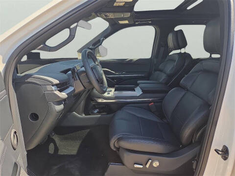 2025 Lincoln Navigator L Reserve